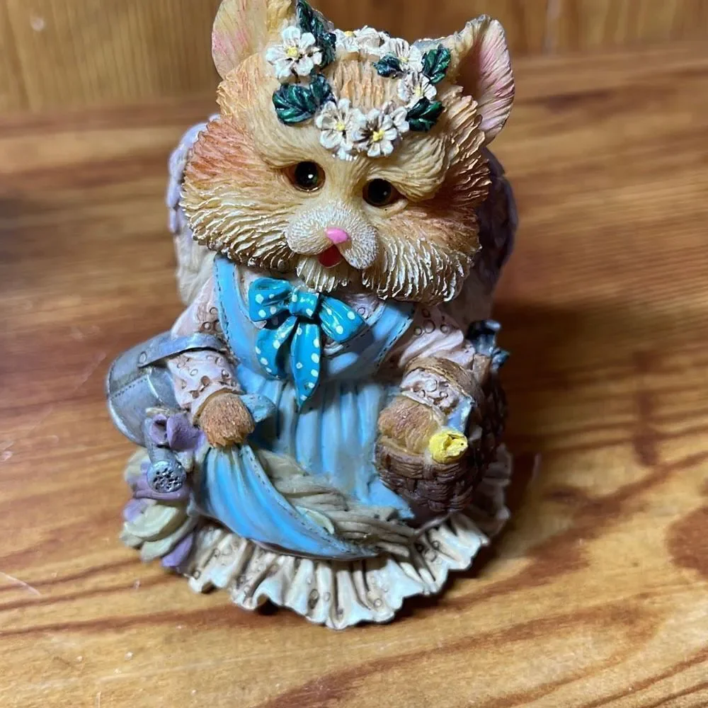 Merriweather Cat Figurines Magic‎ Memories Gardening Angel 1997